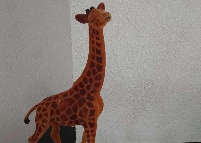 Hiltje - To Διαμέρισμα *