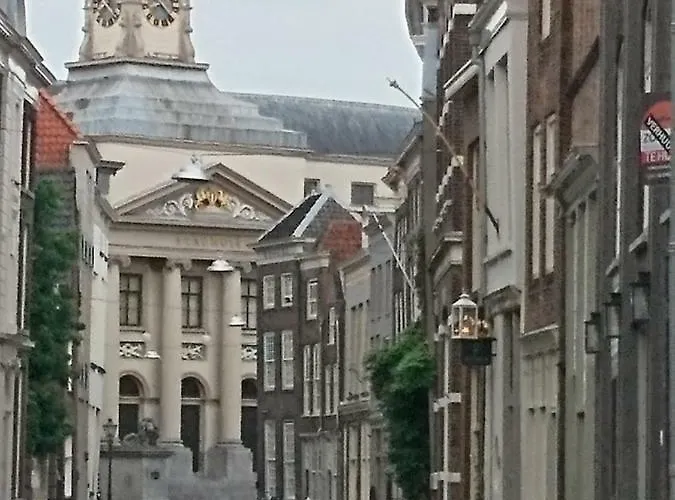 Hiltje - To Apartment *