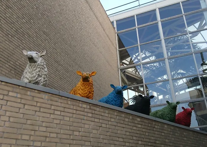 Hiltje - To Apartment *